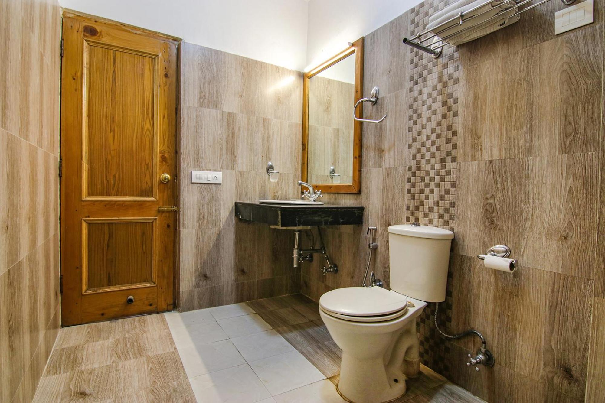 مايالي Fabhotel Prini Inn المظهر الخارجي الصورة